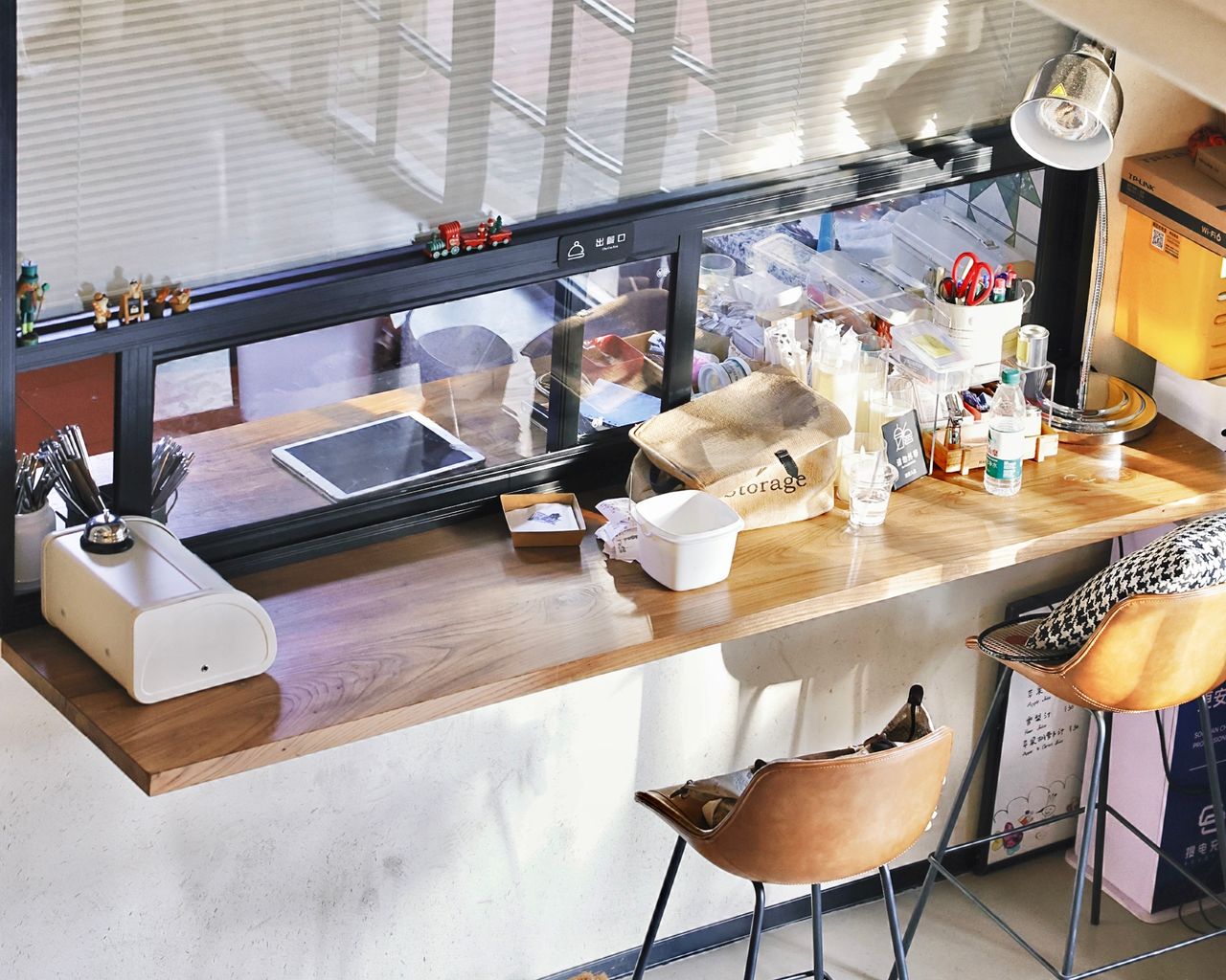Inside Copper & Pine on Oak Street